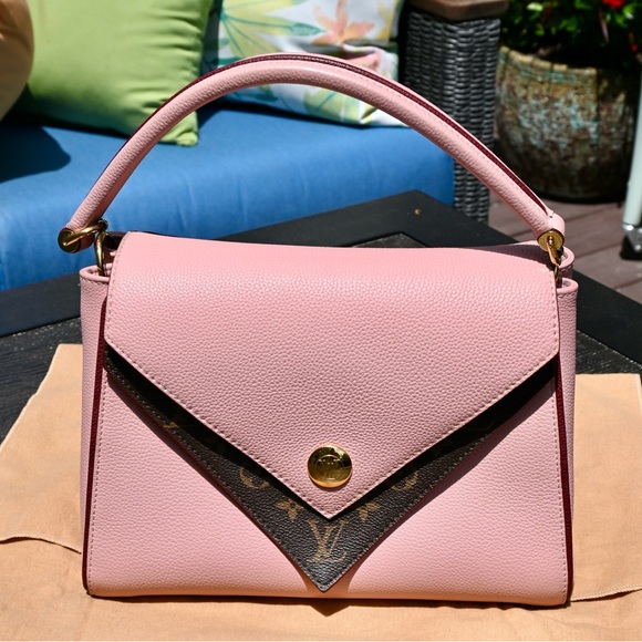Louis Vuitton Rose Monogram Double V Bag - Picture 3 of 10